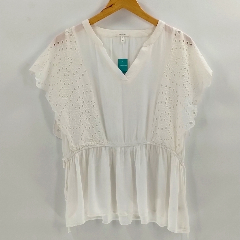 Maurices blouse top white eyelet size medium flutter sleeve peplum style top
